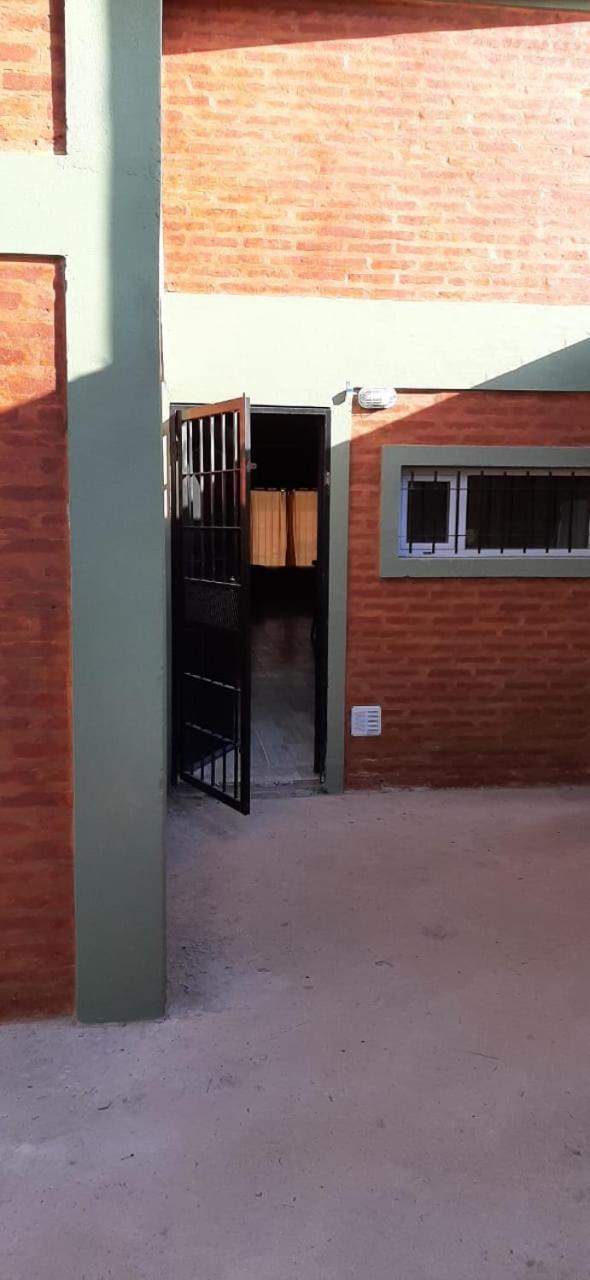 Alquiler Temporario En Trelew Exterior photo